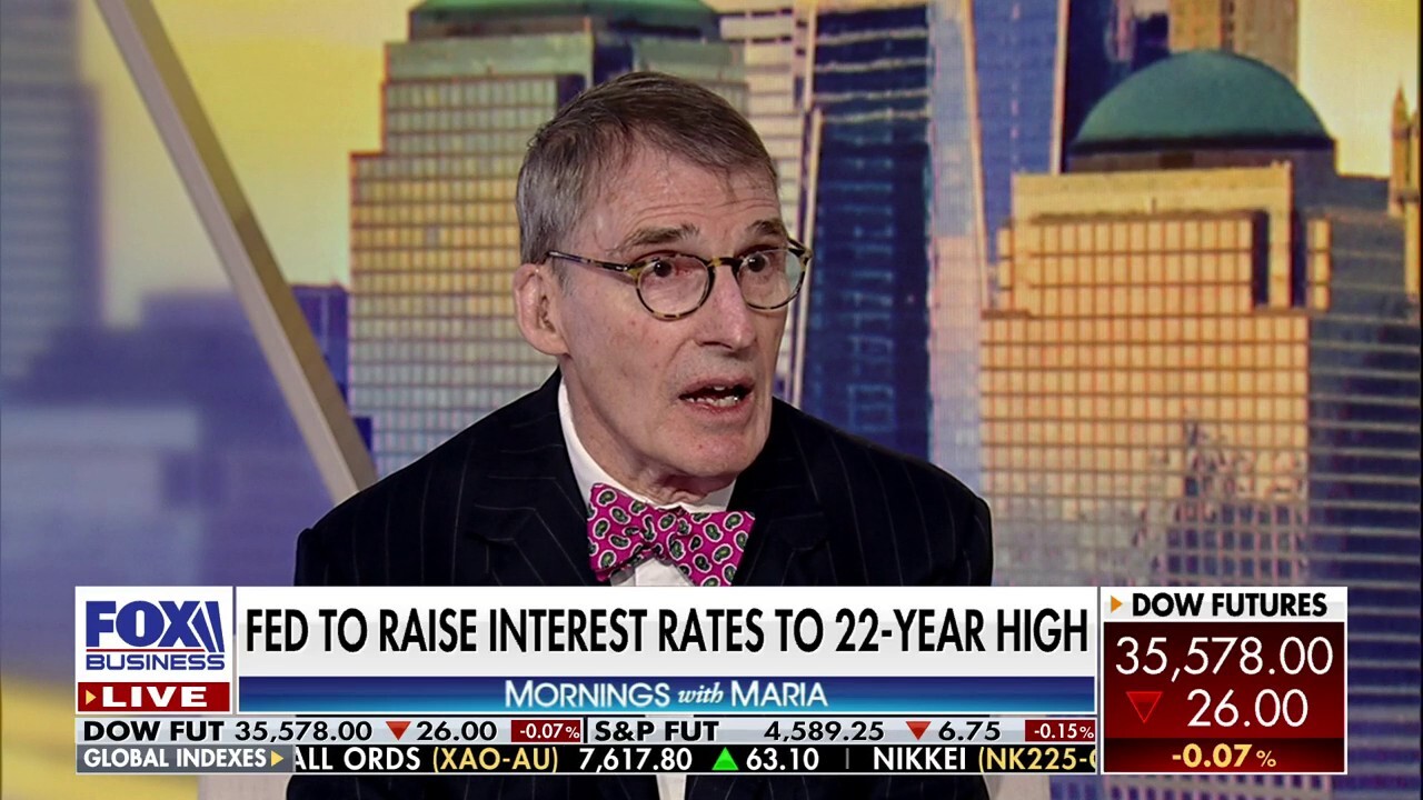 Grant's Interest Rate Observer founder and editor Jim Grant weighs in on the Federal Reserve's two-day meeting and U.S. recession probability.